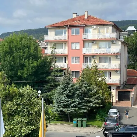 Къща 
